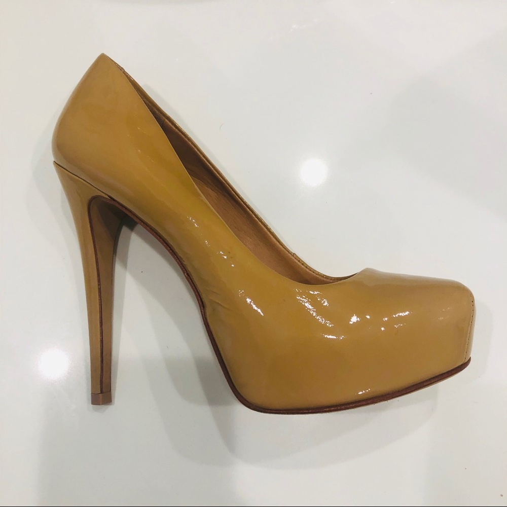 Schutz Nude / Tan color platform heels, size 7